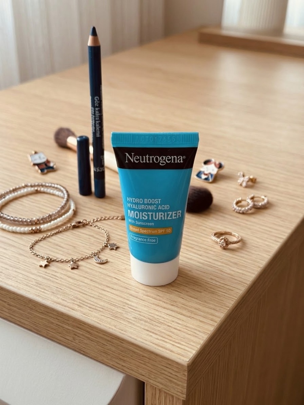 Neutrogena Moisturizer Tube in Bright Blue and White